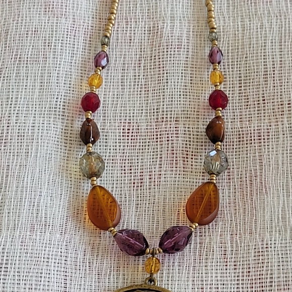 Cookie Lee Medallion Necklace - Vintage - Picture 5 of 11